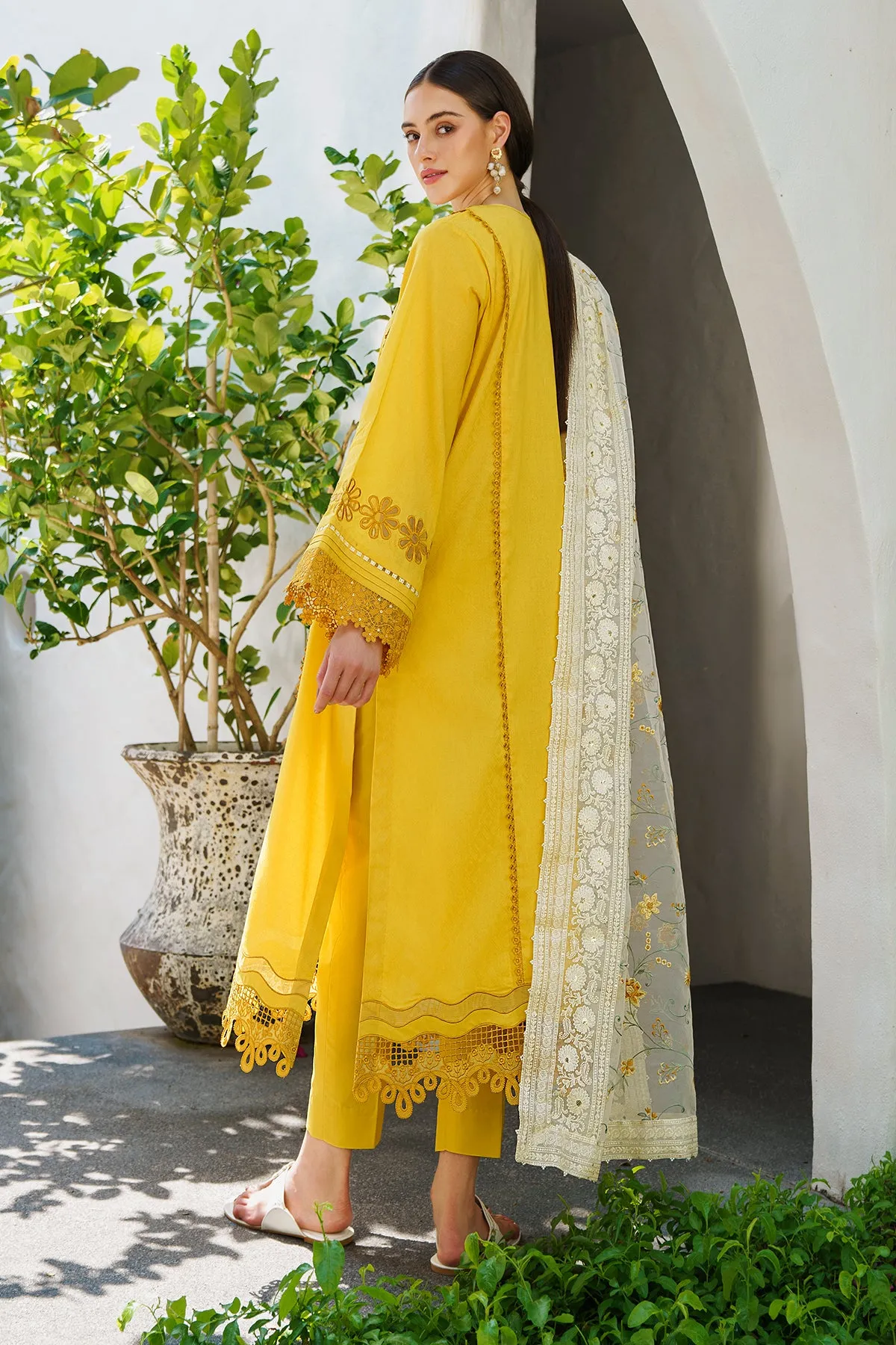 EMBROIDERED JACQUARD LAWN UF-562