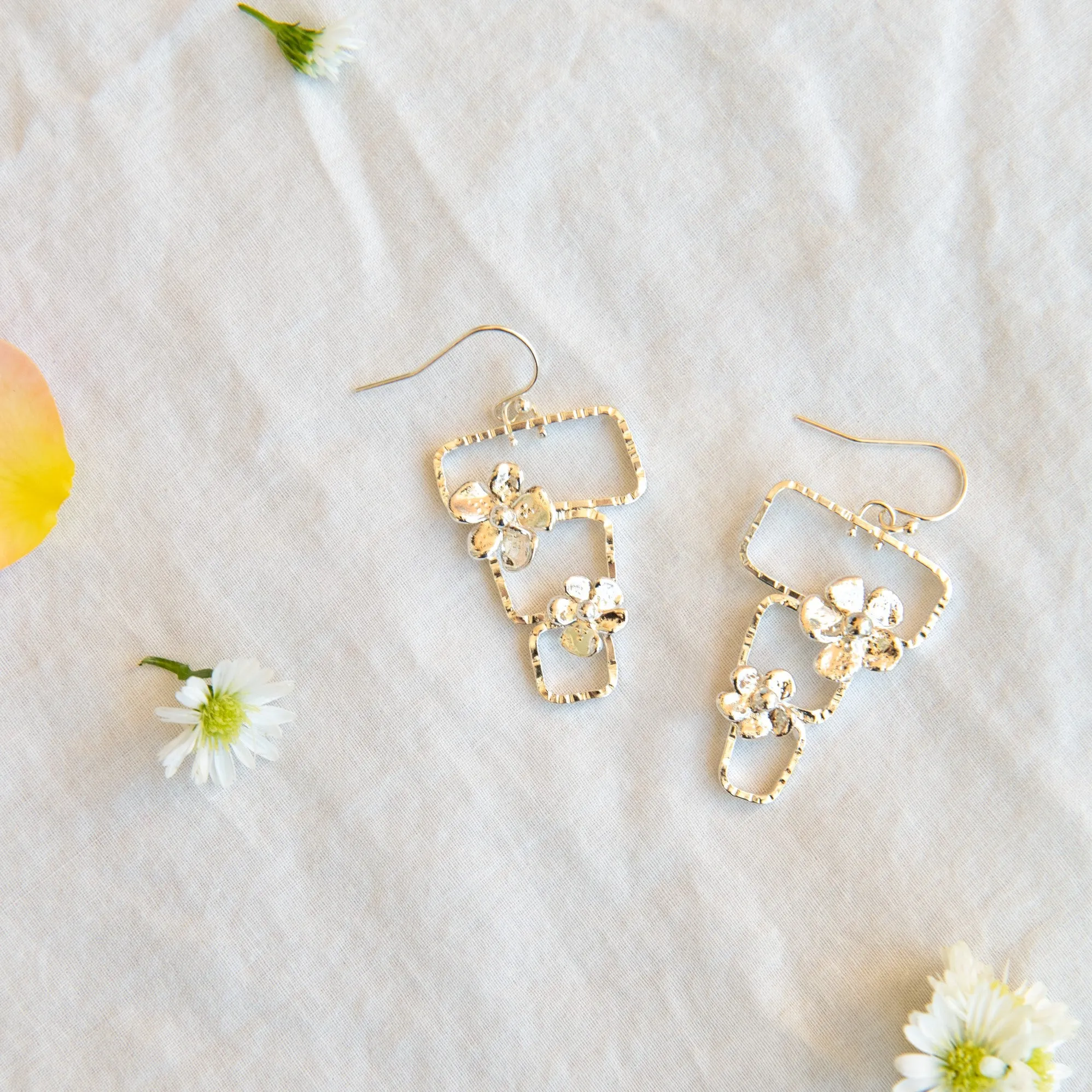 Glanum Earrings