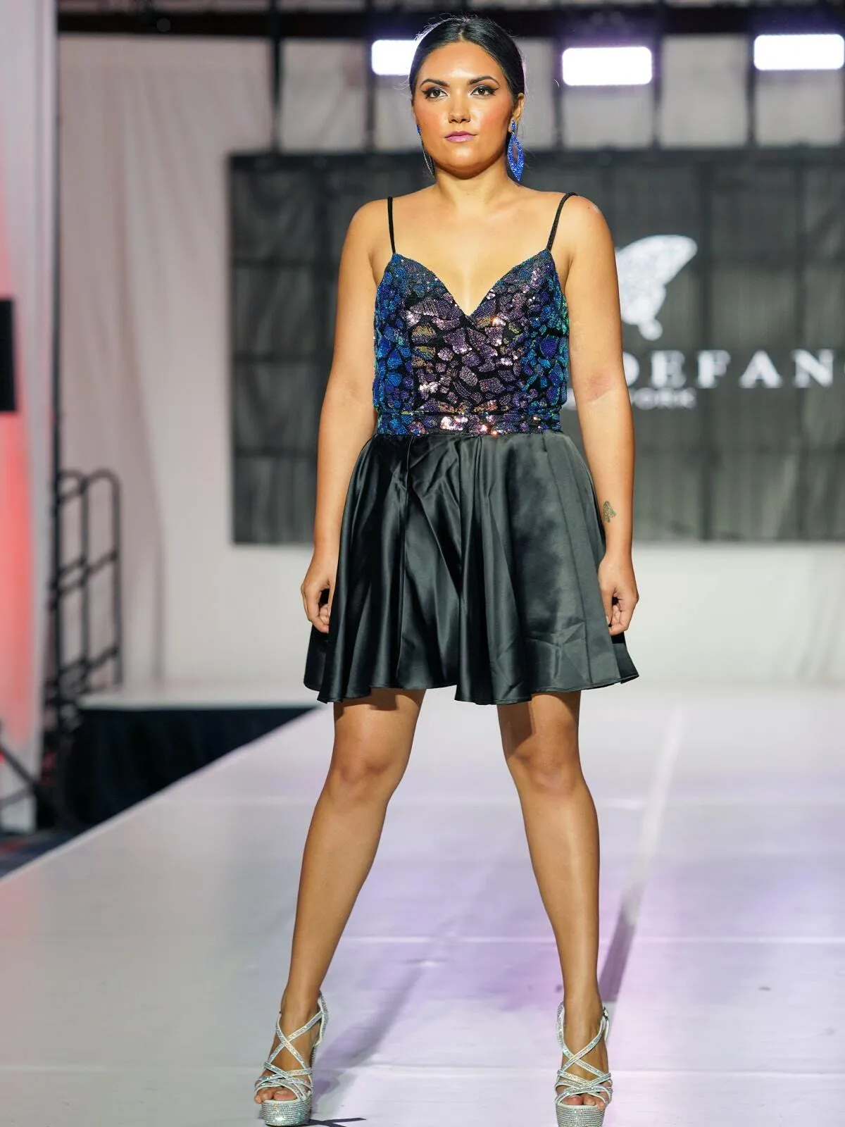 Marc Defang 6010 size 6 Black Multi Romper iridescent sequins detachable satin overskirt fun fashion