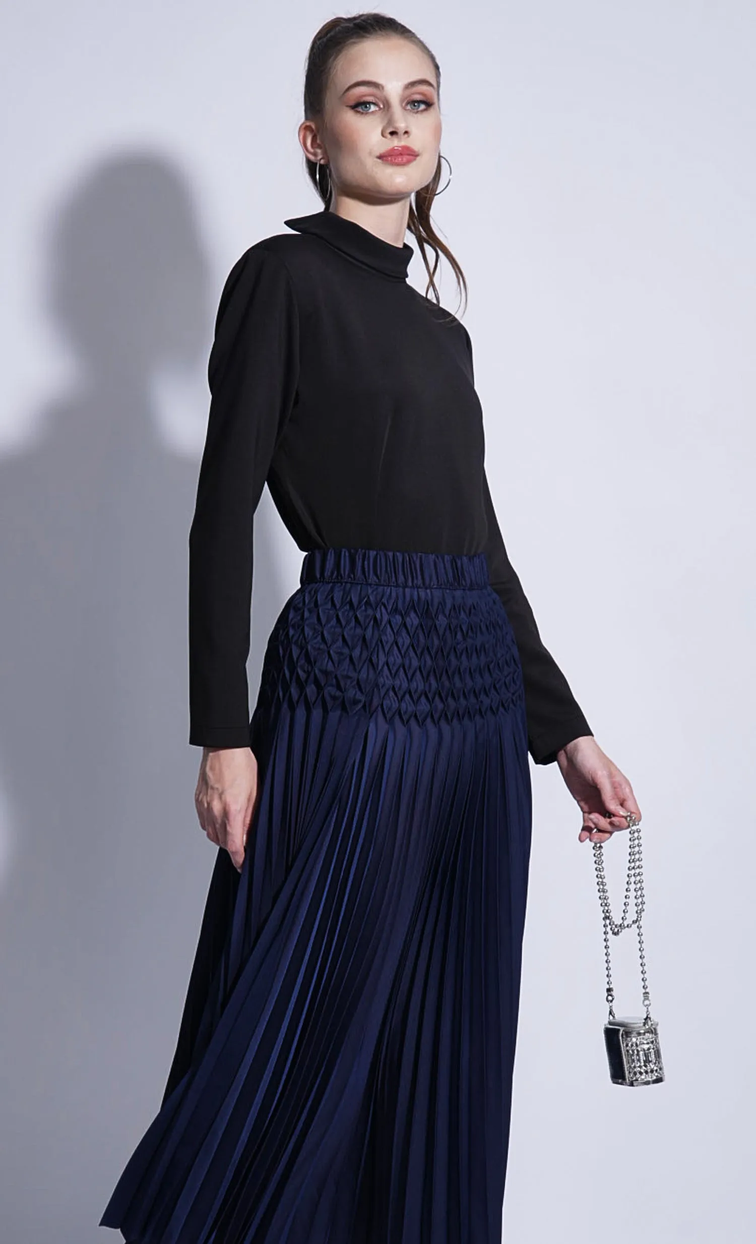 Miss Eminent Skirt in Midnight Blue