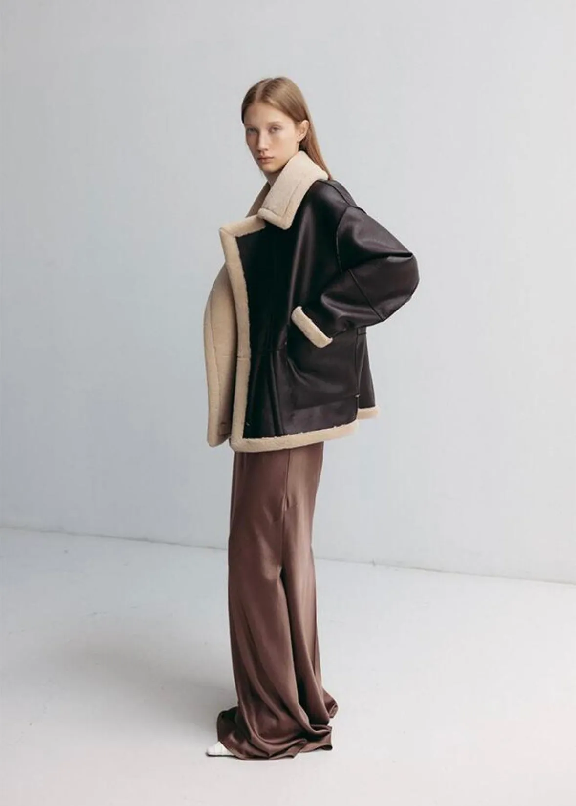 [PRE-ORDER] LEHA | Rosewood Reversible Shearling Jacket (Brown)