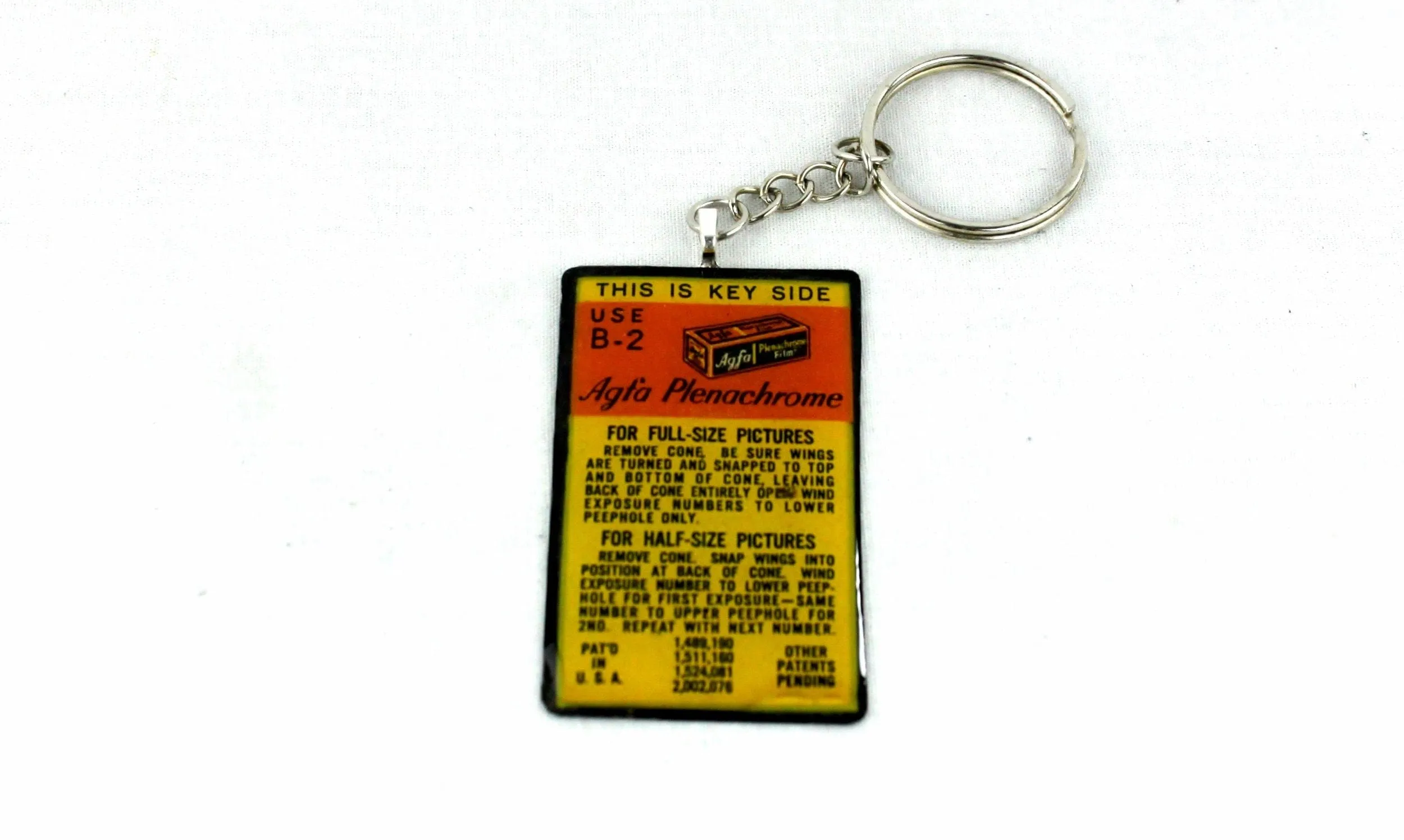 Vintage Agfa Roll Film Keychain, unique for him and her, Photographer gift, Vintage Lover Gift, eco-friendly