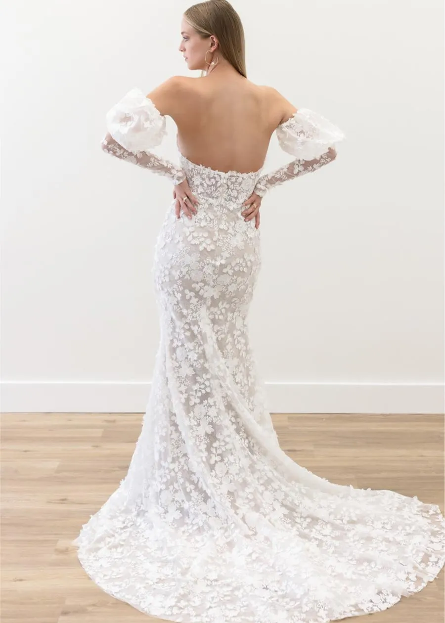 Watters | Cecilia Sample Wedding Gown